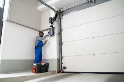 Commercial Door Technicians
